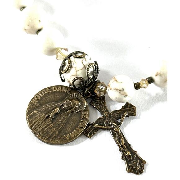 Rosary Bracelet w/ Crucifix & Notre Dame de Fatima Medal – White Bead Stretch - Picture 4 of 5